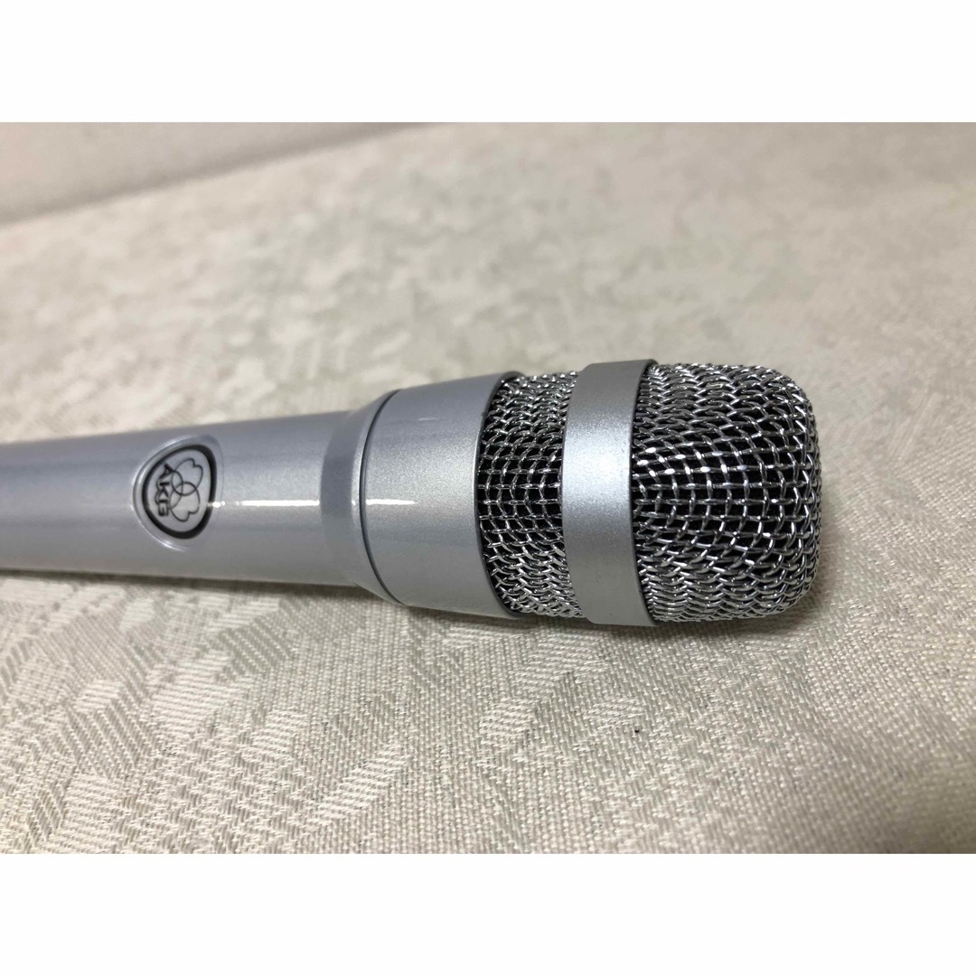 AKG(アーカーゲー)のAKG Elle C シルバー silver コンデンサーマイク 楽器のレコーディング/PA機器(マイク)の商品写真