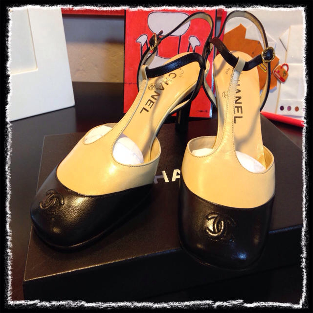 新品✨CHANELカラーpumps3.5