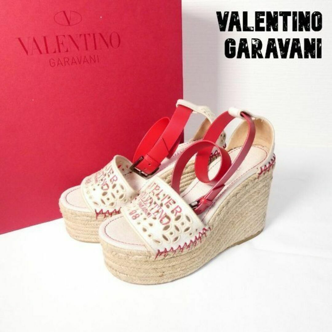 valentino garavani(ヴァレンティノガラヴァーニ)の極美品 VALENTINO GARAVANI ジュート ウェッジソール サンダル レディースの靴/シューズ(サンダル)の商品写真