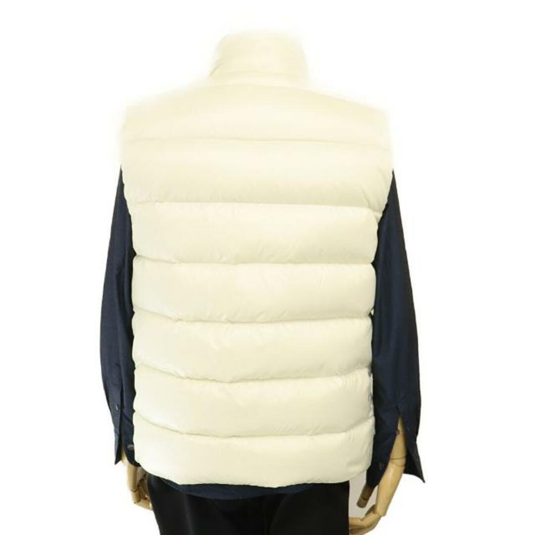 MONCLER(モンクレール)のモンクレール ダウンベスト PARPAILLON C0604 中古 メンズ サイズ3 ホワイト MONCLER 【中古】 | ジャケット ブランド ファッション 服 アウター 秋冬 シンプル 白 ABランク メンズのジャケット/アウター(ダウンベスト)の商品写真