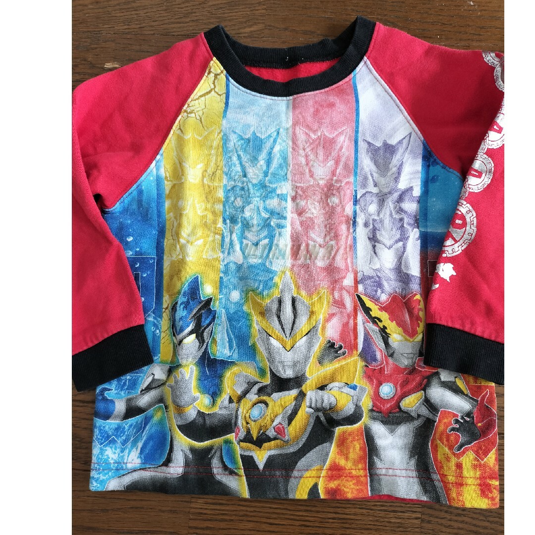 BANDAI(バンダイ)のウルトラマントレーナー キッズ/ベビー/マタニティのキッズ服男の子用(90cm~)(Tシャツ/カットソー)の商品写真