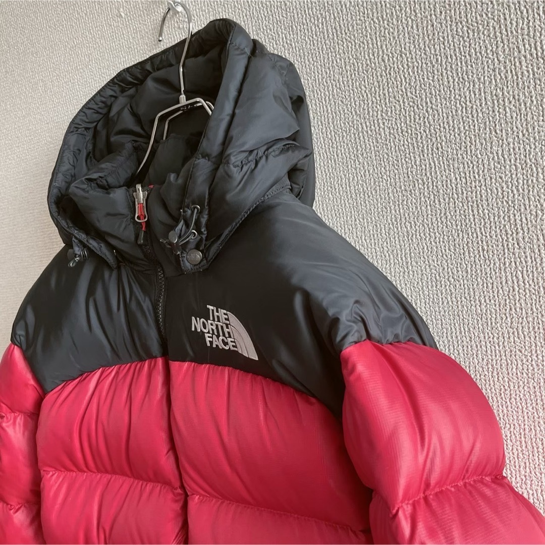 THE NORTH FACE(ザノースフェイス)のノースフェイス　ダウンジャケット　700フィル　レッド　メンズＭ相当 メンズのジャケット/アウター(ダウンジャケット)の商品写真