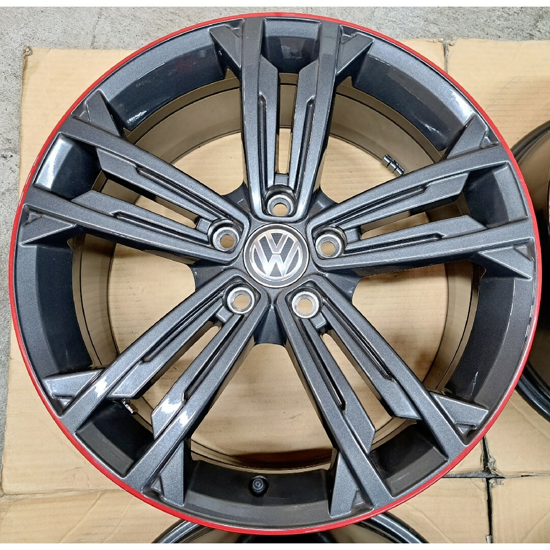 Volkswagen(フォルクスワーゲン)の【極上品】フォルクスワーゲン ゴルフ7 GTI 純正 ホイール 7.5J 18 自動車/バイクの自動車(ホイール)の商品写真