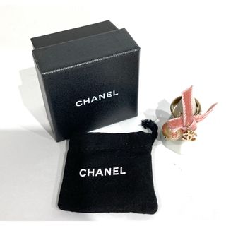 シャネル(CHANEL)のCHANELリング ココマーク フェイクパール リボン 約13号 ゴールド(リング(指輪))