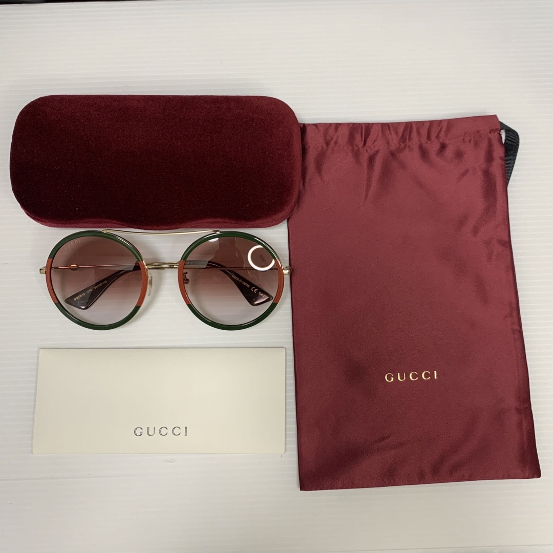 Gucci(グッチ)の【GUCCI】【新品未使用】アイウェア 　GG0061S-010 レディースのファッション小物(サングラス/メガネ)の商品写真