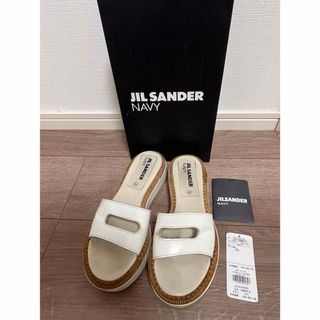 ジルサンダーネイビー(JIL SANDER NAVY)のJILSANDER NAVY ジルサンダーネイビー　サンダル　ホワイト　36(サンダル)