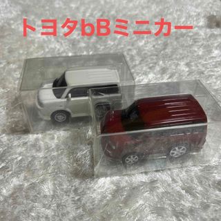 トヨタ(トヨタ)のトヨタbB  ミニカー(ちょっと大きめ？)２個セット　レッド　ホワイト(ミニカー)