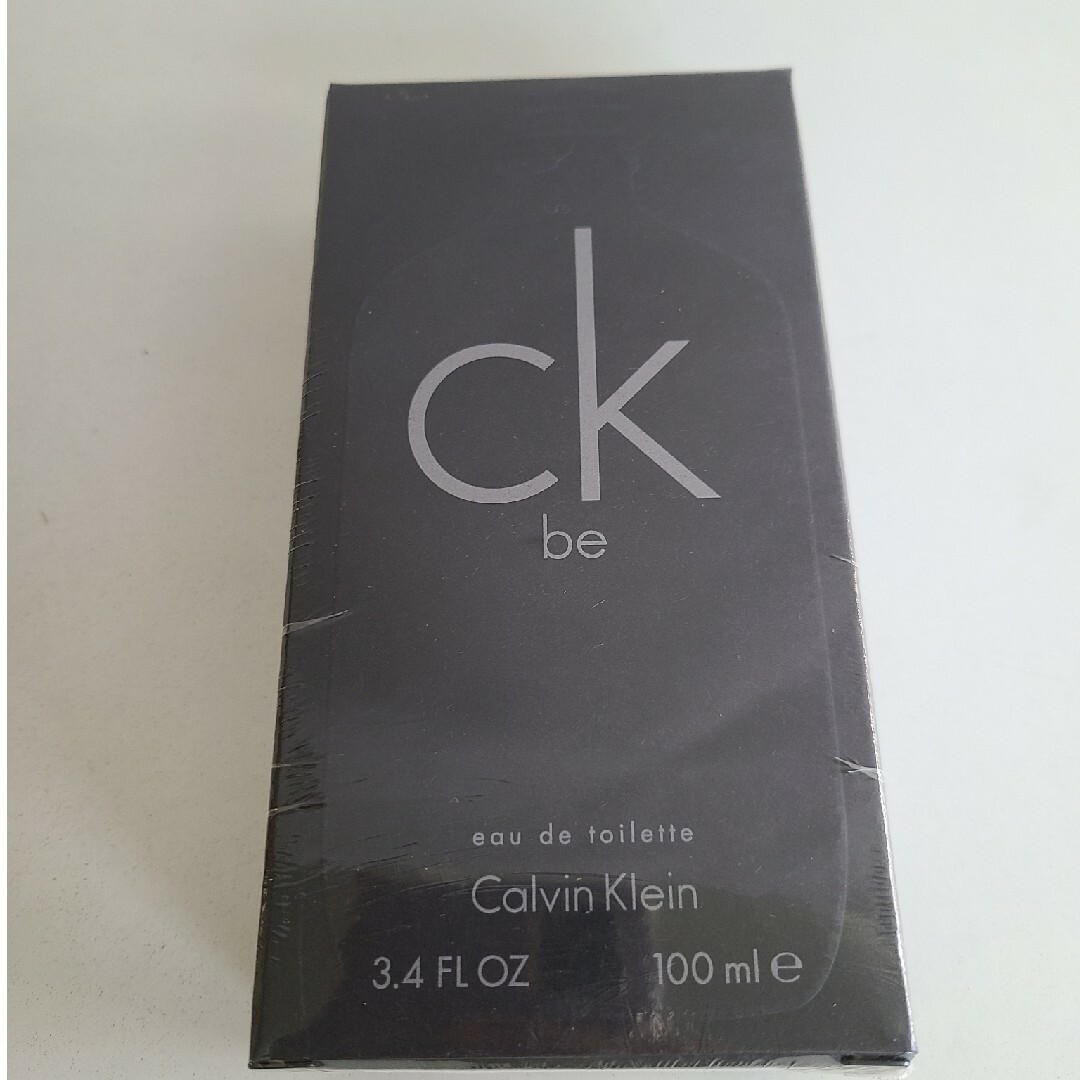 Calvin Klein(カルバンクライン)の新品未開封CALVIN KLEINカルバンクラインCkbe シーケービー コスメ/美容の香水(香水(男性用))の商品写真