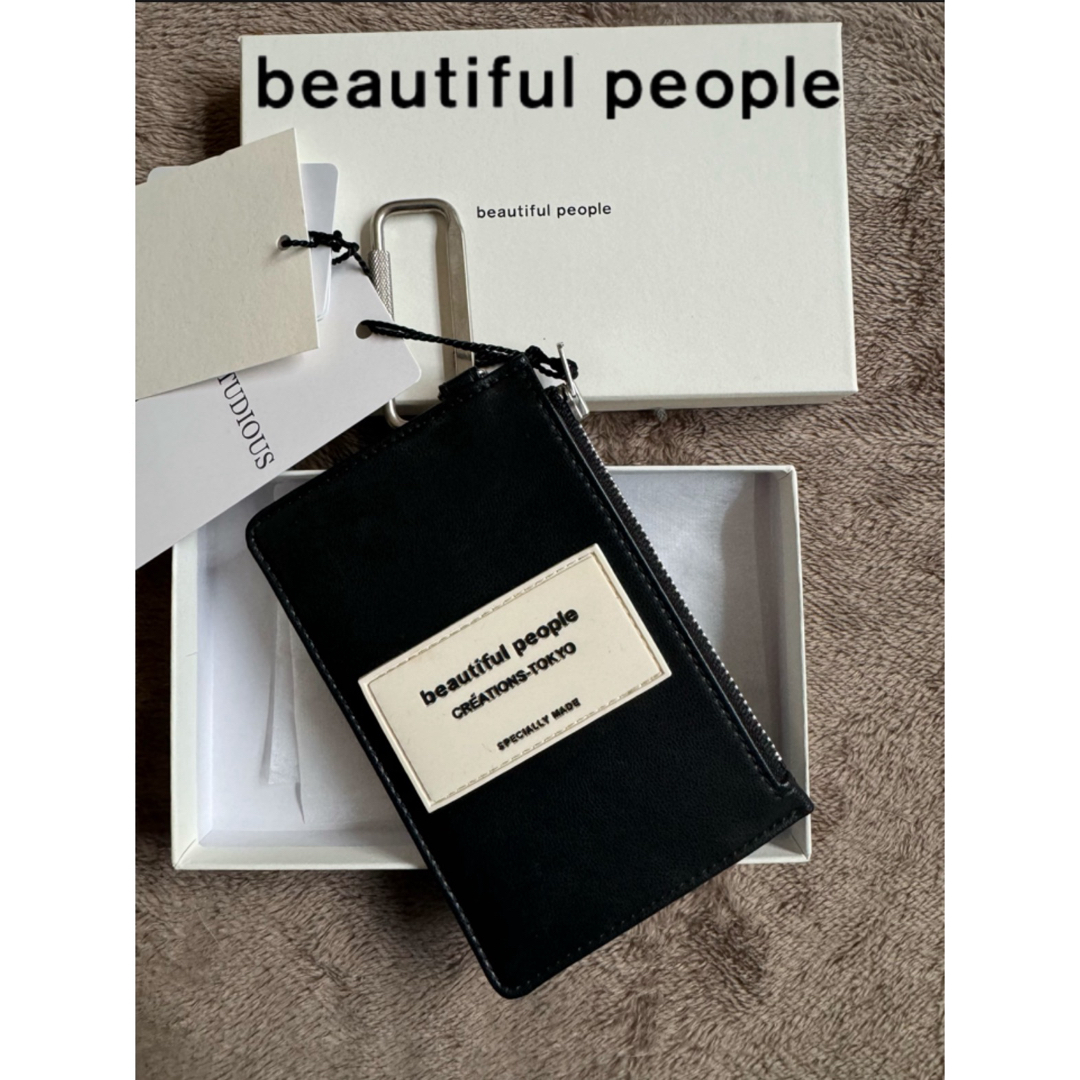 beautiful people(ビューティフルピープル)の未使用 beautiful people フラグメント カードケース ミニ財布 レディースのファッション小物(財布)の商品写真