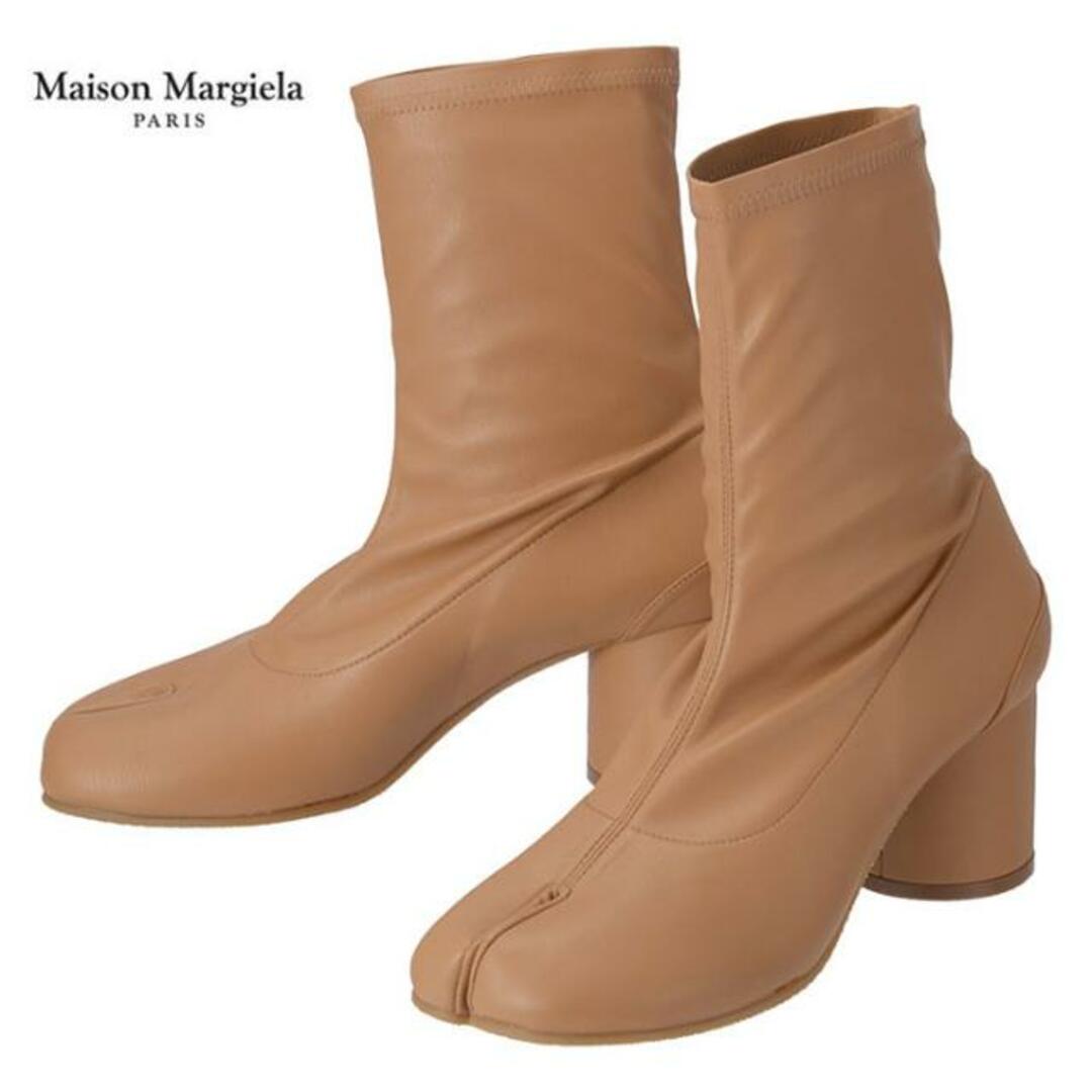 Maison Margiela メゾン マルジェラ Trunk S58WU0377 P4325 T4127 足袋ブーツ タビ Tabi ショートブーツ 売れ筋 人気 mgl0165 ベージュ レディースの靴/シューズ(ブーツ)の商品写真