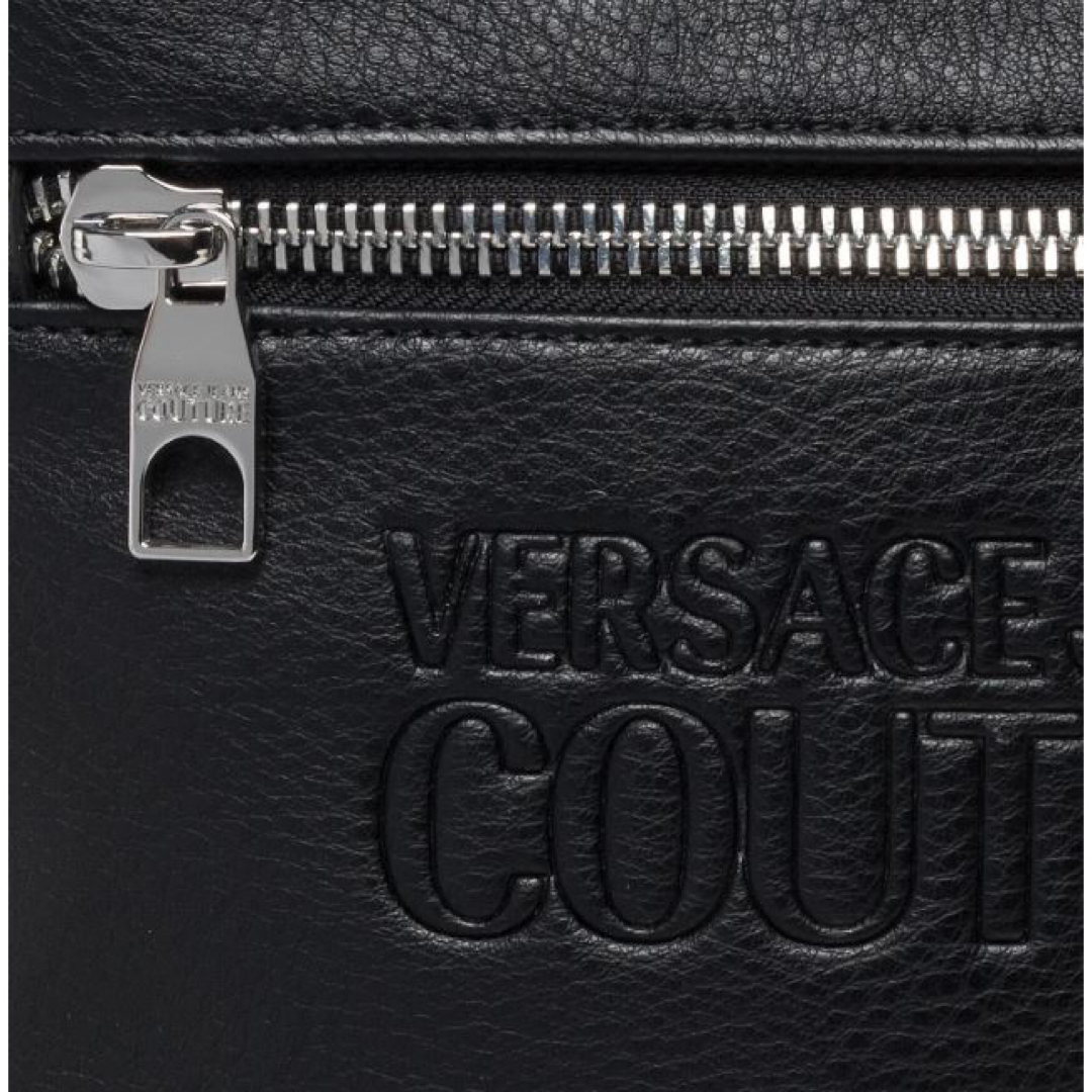VERSACE(ヴェルサーチ)の【新品】だけど訳あり価格　ベルサーチェ ジーンズ ショルダーバッグ メンズのバッグ(ショルダーバッグ)の商品写真