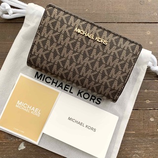 マイケルコース(Michael Kors)の新品未使用 マイケルコース 折り財布 ブラウン ゴールドシグネチャー 二つ折り(財布)