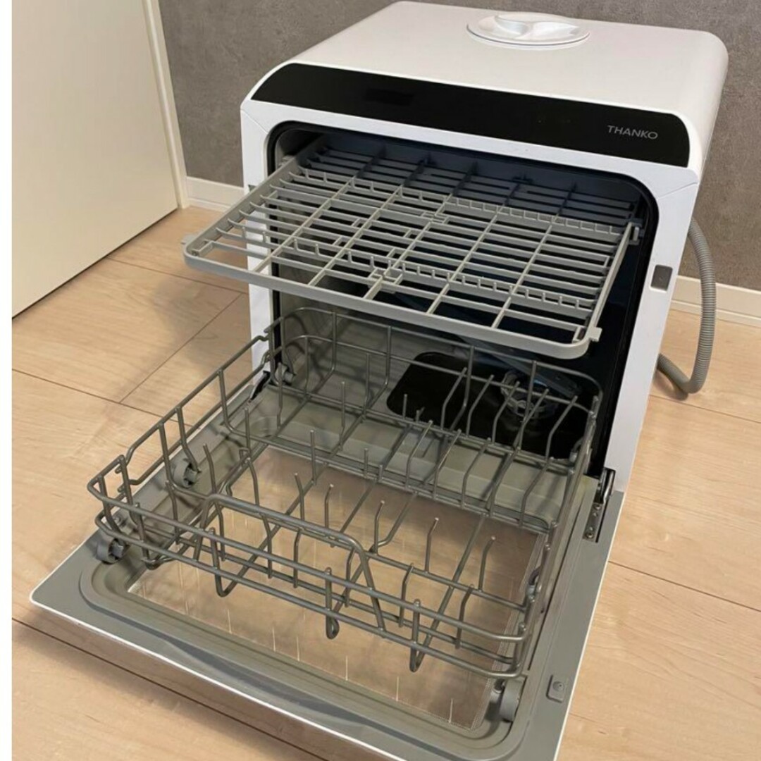 サンコーラクア食洗機（ジャンク品） スマホ/家電/カメラの生活家電(食器洗い機/乾燥機)の商品写真