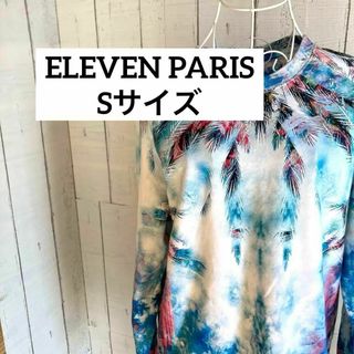 イレブンパリ(ELEVEN PARIS)のELEVEN PARIS Sサイズ トレーナー　インド製　派手め　ブルー(スウェット)