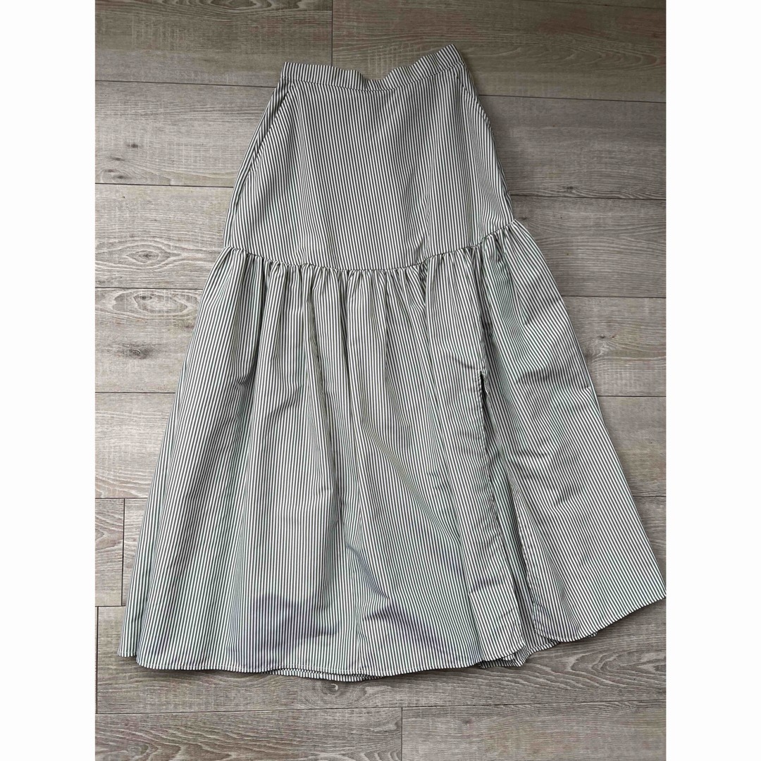 slit volume tiered skirt レディースのスカート(ロングスカート)の商品写真