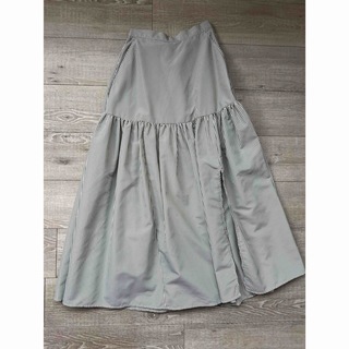 slit volume tiered skirt(ロングスカート)