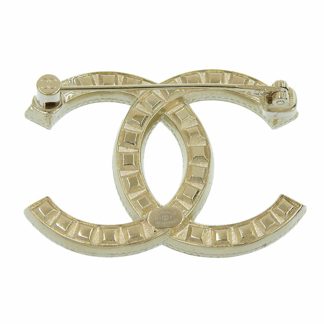 CHANEL(シャネル)のシャネル CHANEL ブローチ ココマーク GP ラインストーン ゴールド色 A21P 中古 新入荷 CH0899 レディースのアクセサリー(ブローチ/コサージュ)の商品写真