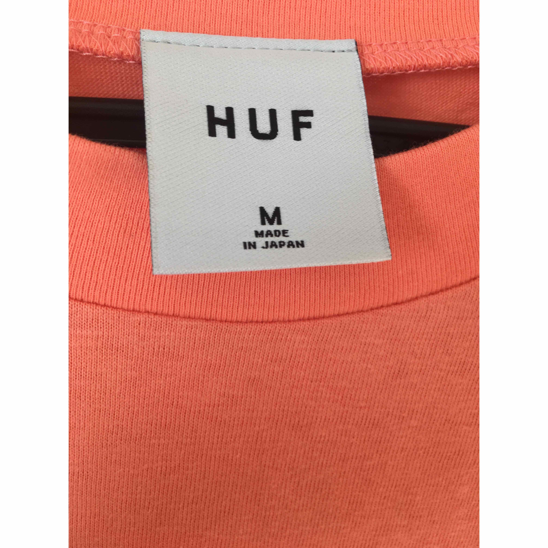 HUF(ハフ)の【新品未使用】【HUF WOMEN】HUF WORLDWIDE Tシャツ 日本製 レディースのトップス(Tシャツ(半袖/袖なし))の商品写真