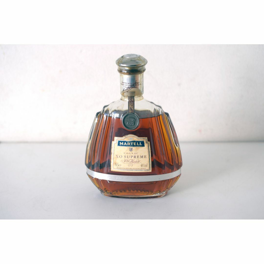 MARTELL（マーテル）XO スプリーム クリアボトル 40％ 700ml 食品/飲料/酒の酒(ブランデー)の商品写真