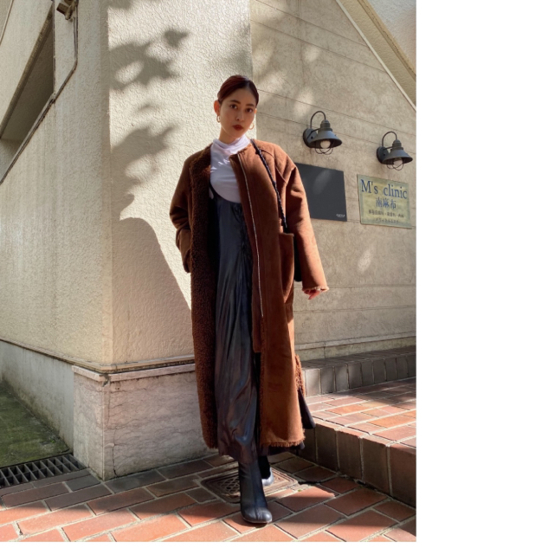 Ameri VINTAGE(アメリヴィンテージ)のREVERSIBLE TWIN BOA COAT    アメリヴィンテージ レディースのジャケット/アウター(ロングコート)の商品写真