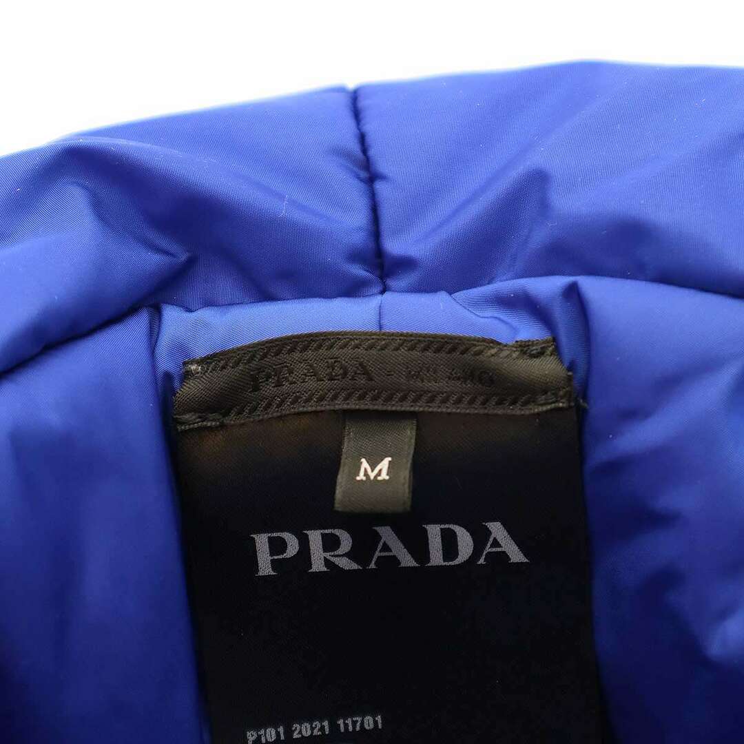 PRADA(プラダ)のPRADA プラダ ロゴプレート パテッドバケットハット ブルー M 2HC248 メンズの帽子(その他)の商品写真