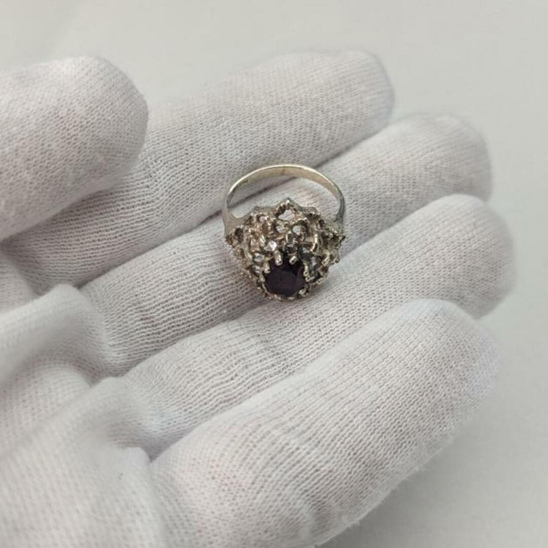 英国ヴィンテージジュエリー ダークレッドストーン 純銀リング 指輪 レディースのアクセサリー(リング(指輪))の商品写真