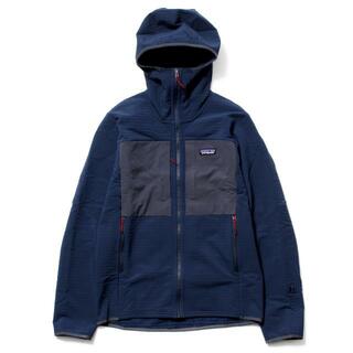 パタゴニア(patagonia)の【新品未使用】 patagonia パタゴニア ジャケット フーディー 防寒 MENS R2 TECHFACE HOODY 83731 【XSサイズ/NEW NAVY】(ダッフルコート)