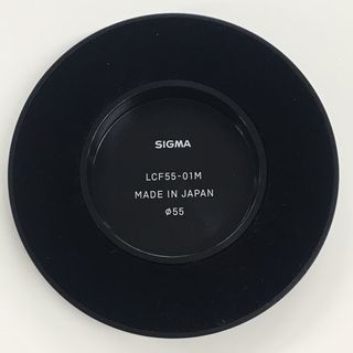 シグマ(SIGMA)のSIGMA 純正マグネットフロントメタルキャップ LCF55-01M 美品(レンズ(単焦点))