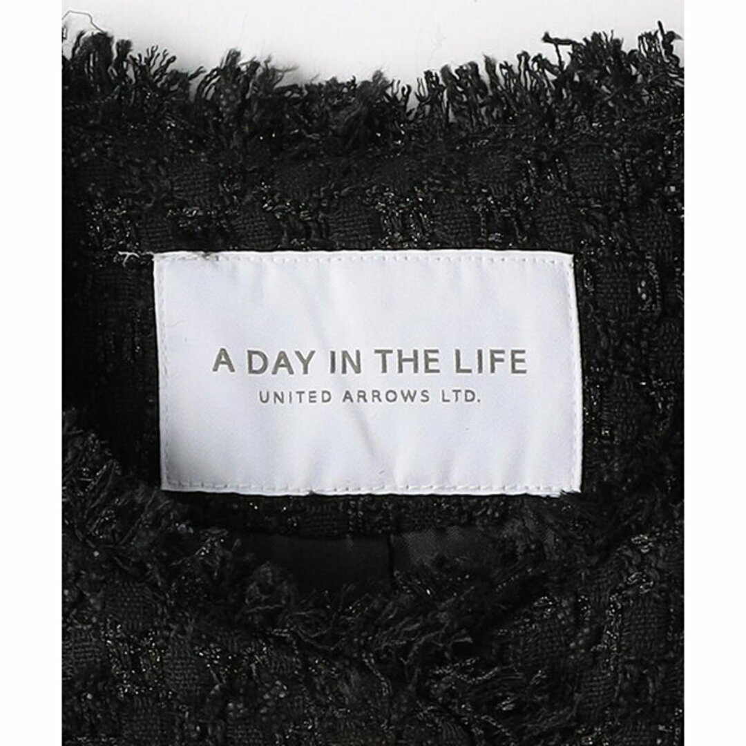 a day in the life(アデイインザライフ)の【BLACK】ツイードフリンジ メタルボタンベスト BK<A DAY IN THE LIFE> レディースのジャケット/アウター(その他)の商品写真