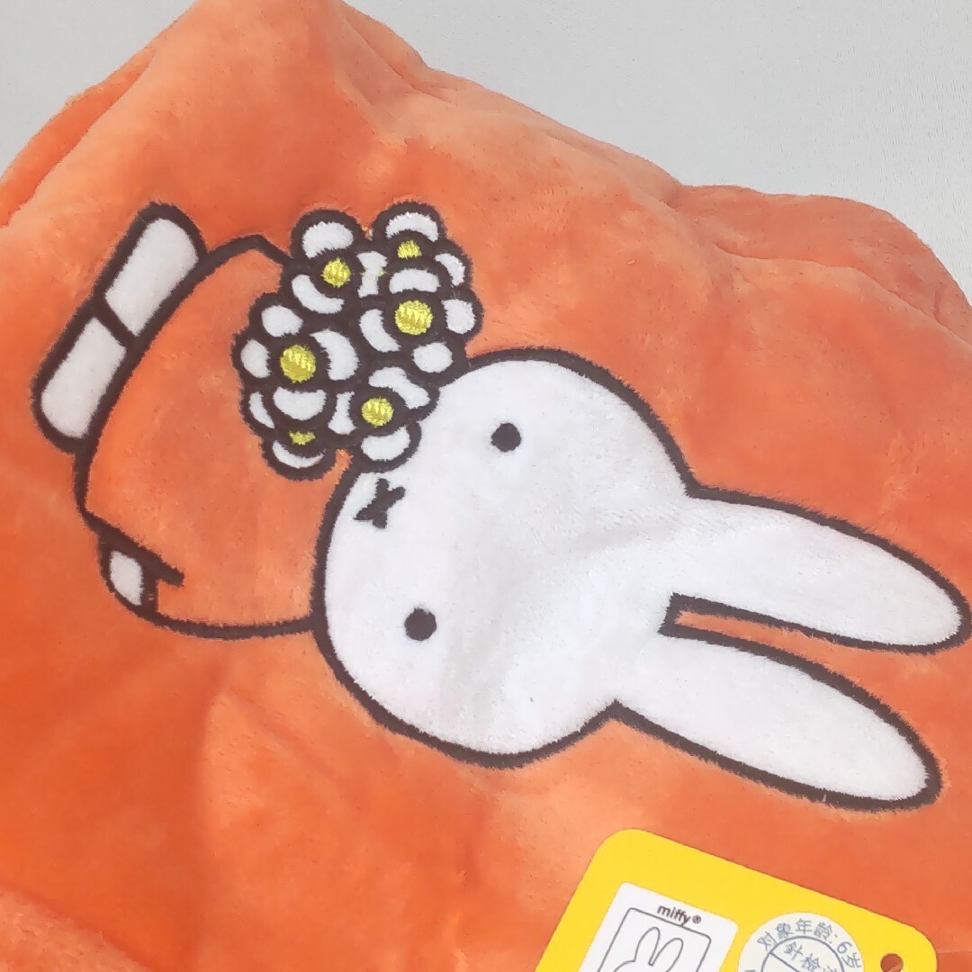 miffy(ミッフィー)のミッフィー コロっとランチバッグ オレンジ お花 miffy レディースのバッグ(トートバッグ)の商品写真