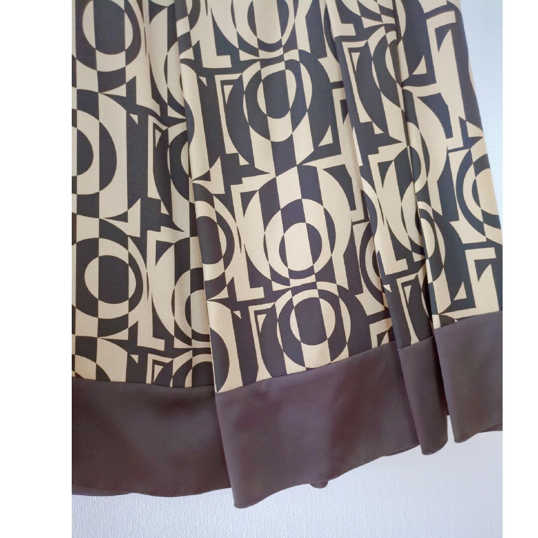 LAPINE BLANCHE(ラピーヌブランシュ)のラピーヌブランシュ　キュプラ　ウール　スカート　LAPINEBLANCHE　11 レディースのスカート(ひざ丈スカート)の商品写真