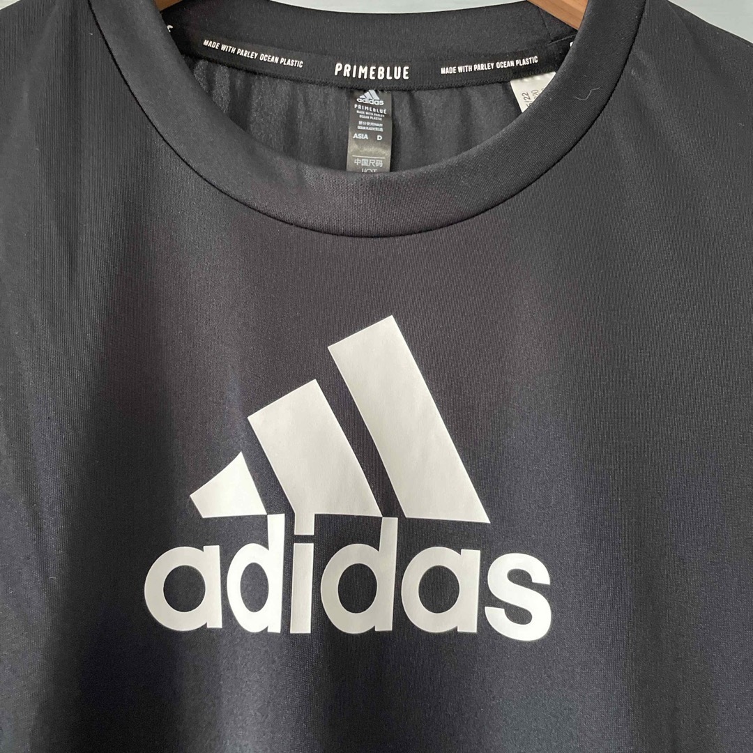 adidas(アディダス)のアディダス　Tシャツ　レディース　フィットネス　黒　シンプル レディースのトップス(Tシャツ(半袖/袖なし))の商品写真