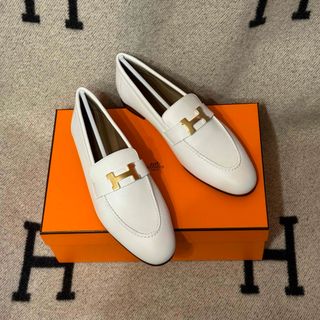 エルメス(Hermes)のエルメス　レディースモカシン 《パリ》　新品未使用(ローファー/革靴)