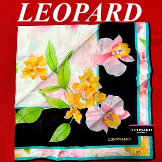 レオナール(LEONARD)のLEONARD  ハンカチ　透かし柄　未使用シール付き(ハンカチ)