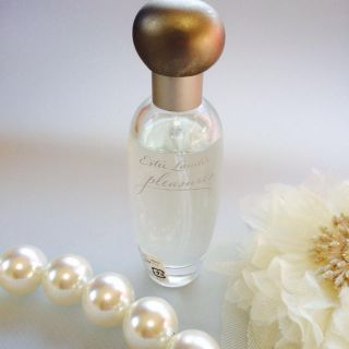 エスティローダー(Estee Lauder)のエスティーローダー プレジャーズ(香水(女性用))