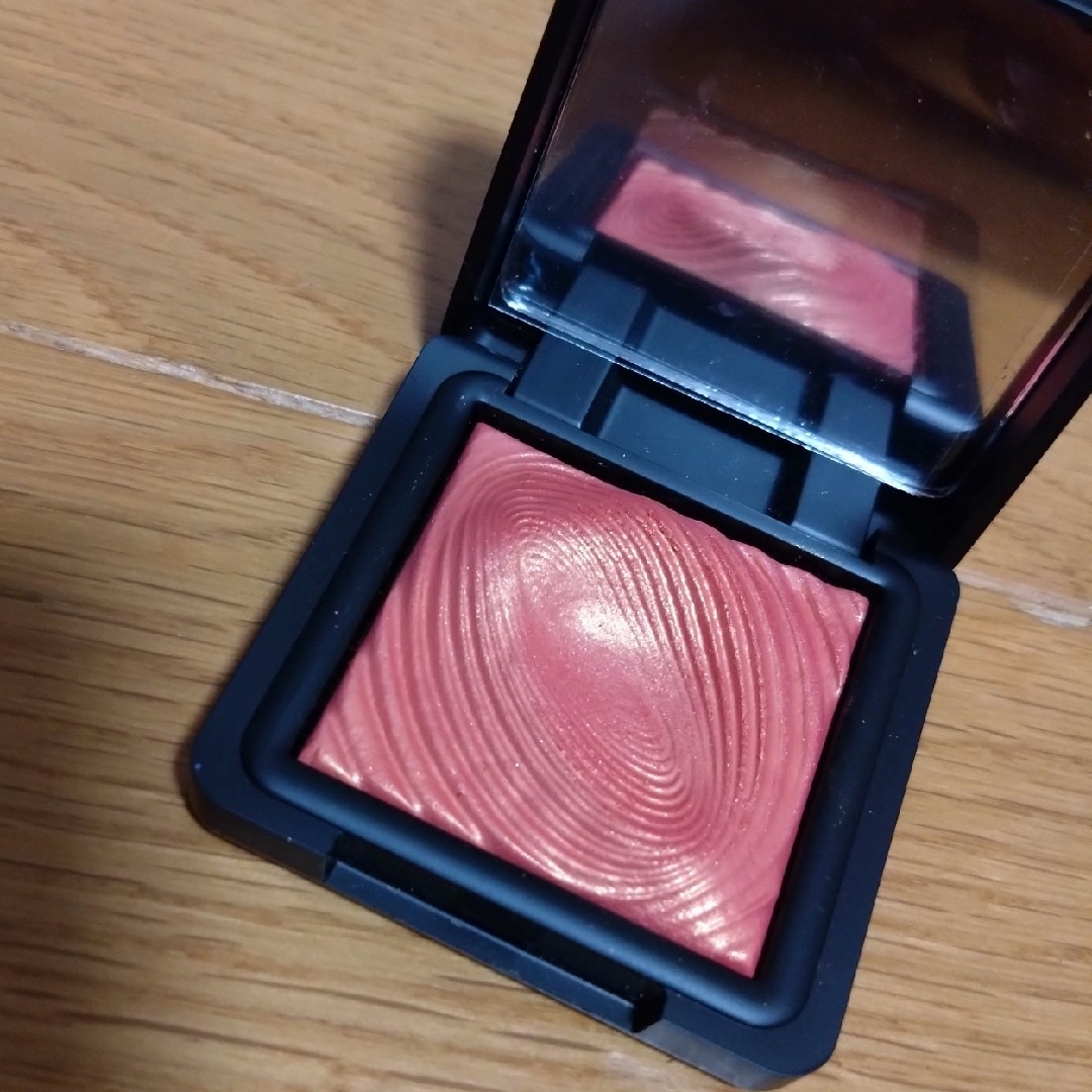 KIKO(キコ)のKIKO MILANO コスメ/美容のベースメイク/化粧品(アイシャドウ)の商品写真