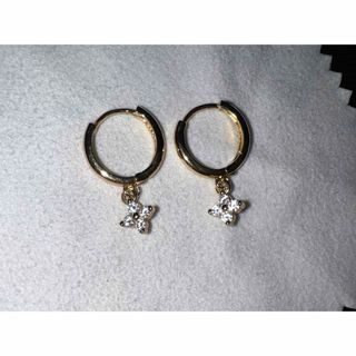 ピアス　(ピアス)