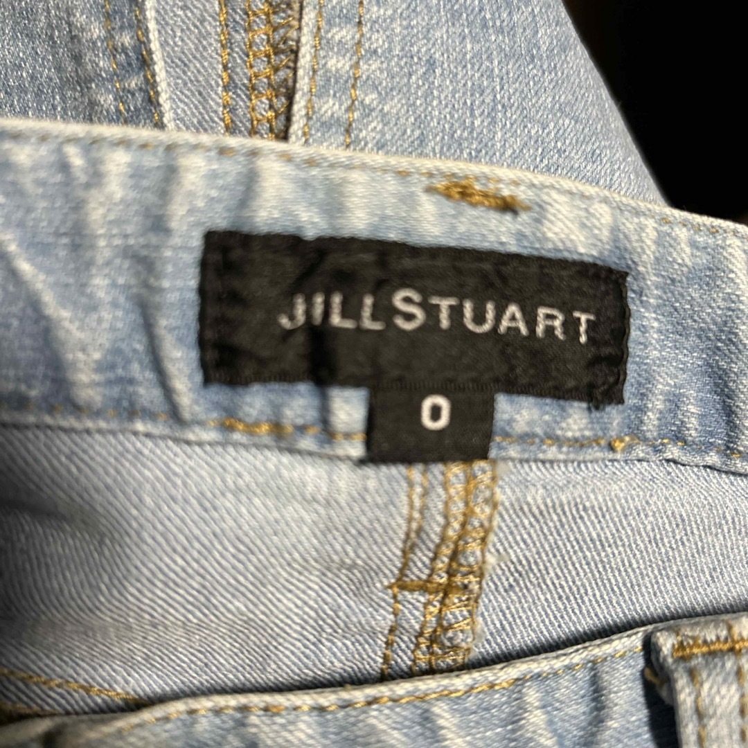 JILLSTUART(ジルスチュアート)のJILLSTUART ストレッチ　デニム　スカート レディースのパンツ(デニム/ジーンズ)の商品写真