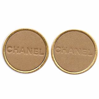 シャネル(CHANEL)のシャネル アクセサリー CHANEL レザーxメッキ ロゴ ラウンド 丸型 イヤリング ベージュxゴールド レディース JJS04230(イヤリング)