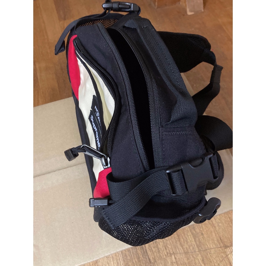 Supreme(シュプリーム)のSupreme TNF Expedition Waist Bag メンズのバッグ(ボディーバッグ)の商品写真