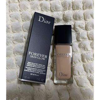 ディオール(Dior)のDior ディオールスキン フォーエヴァー フルイド グロウ 1N ニュートラル(ファンデーション)