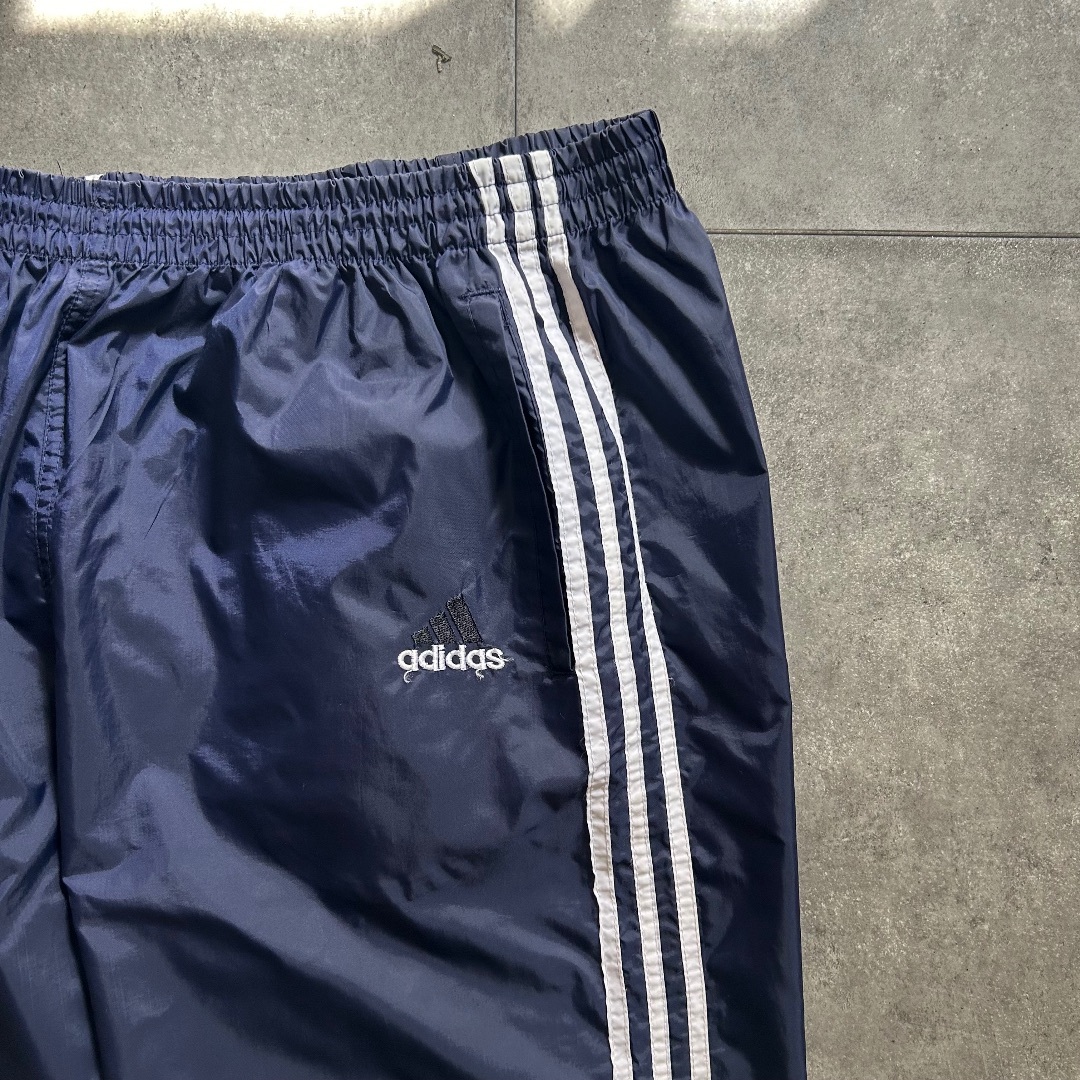 adidas(アディダス)の90s アディダス ナイロントラックパンツ ネイビー M メンズのパンツ(その他)の商品写真