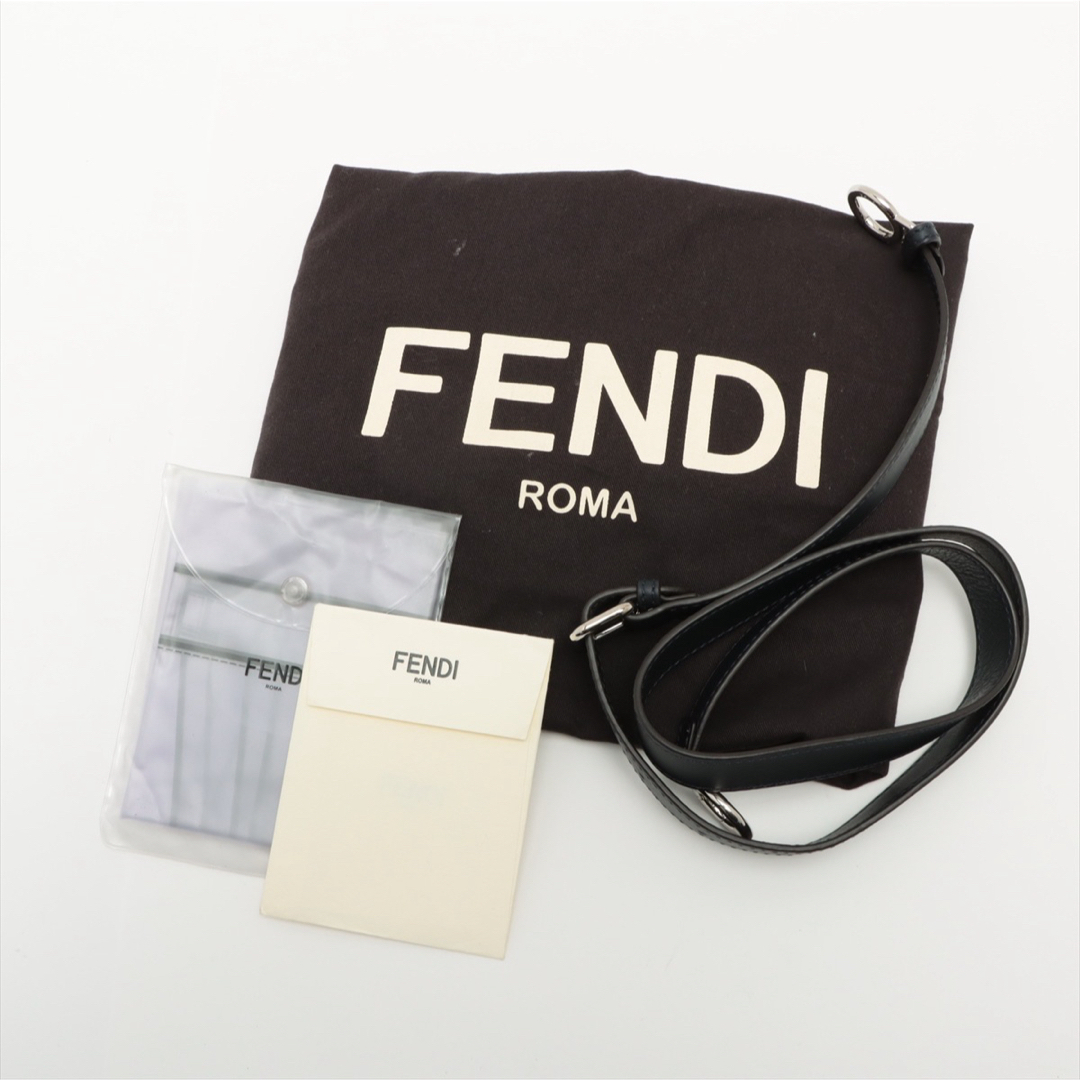 FENDI(フェンディ)のフェンディ　ピーカブー　レギュラー　2way バッグ レディースのバッグ(ハンドバッグ)の商品写真