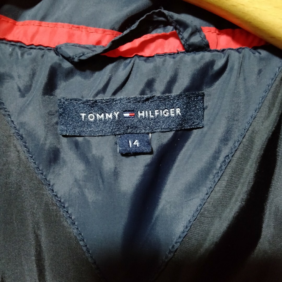 TOMMY HILFIGER(トミーヒルフィガー)のTOMMY HILFIGER ダウン キッズ/ベビー/マタニティのキッズ服男の子用(90cm~)(ジャケット/上着)の商品写真