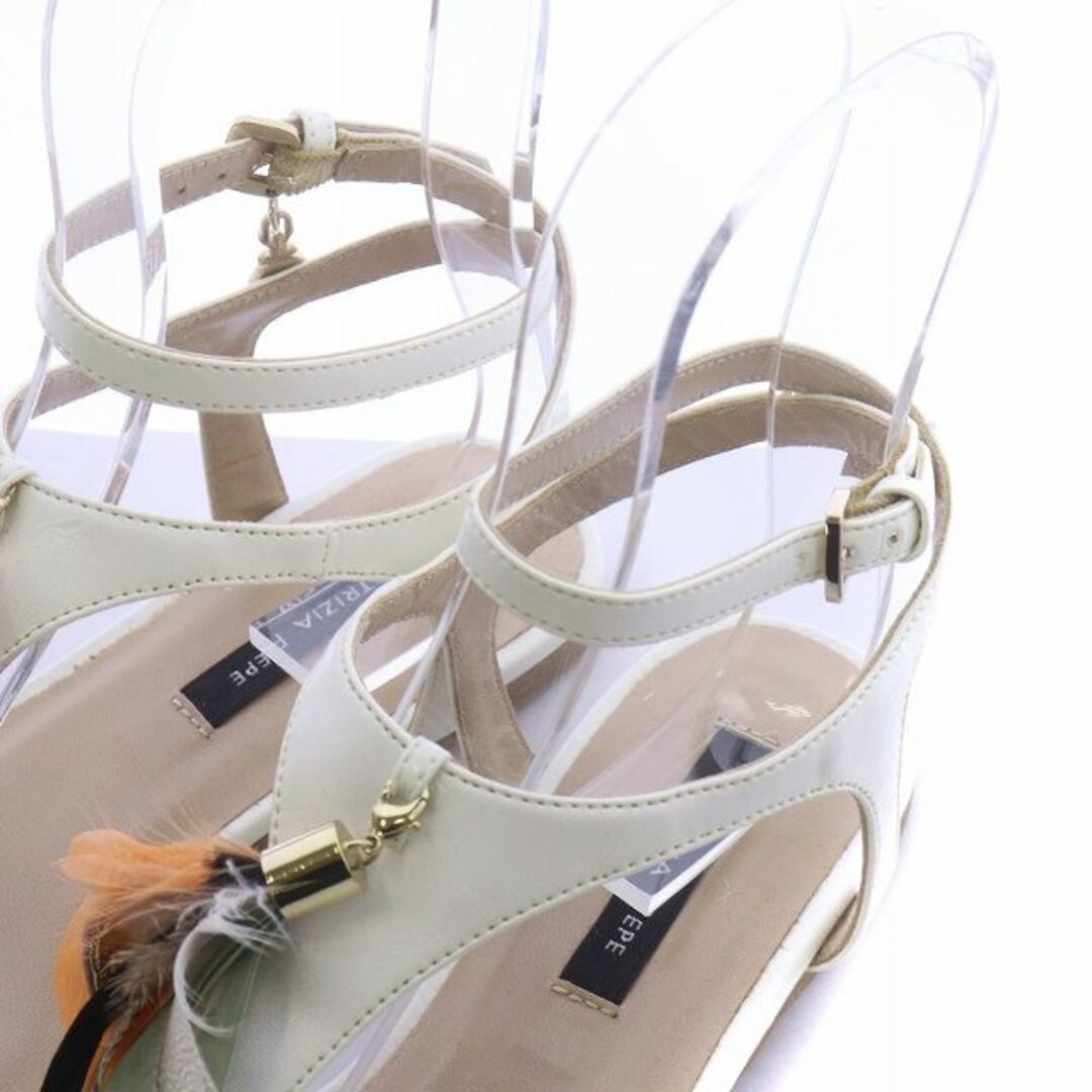 PATRIZIA PEPE(パトリツィアペペ)のパトリツィアペペ サンダル フラットシューズ 羽付き レザー 36 23cm レディースの靴/シューズ(サンダル)の商品写真