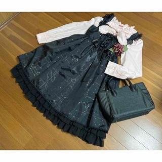 アンジェリックプリティー(Angelic Pretty)の定価25,704円！angelic prettyワンピース 黒星座柄(ひざ丈ワンピース)