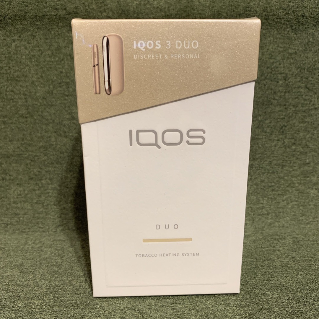 IQOS(アイコス)の新品未開封箱付き★iQOS3★DUO★ブリリアントゴールド メンズのファッション小物(タバコグッズ)の商品写真