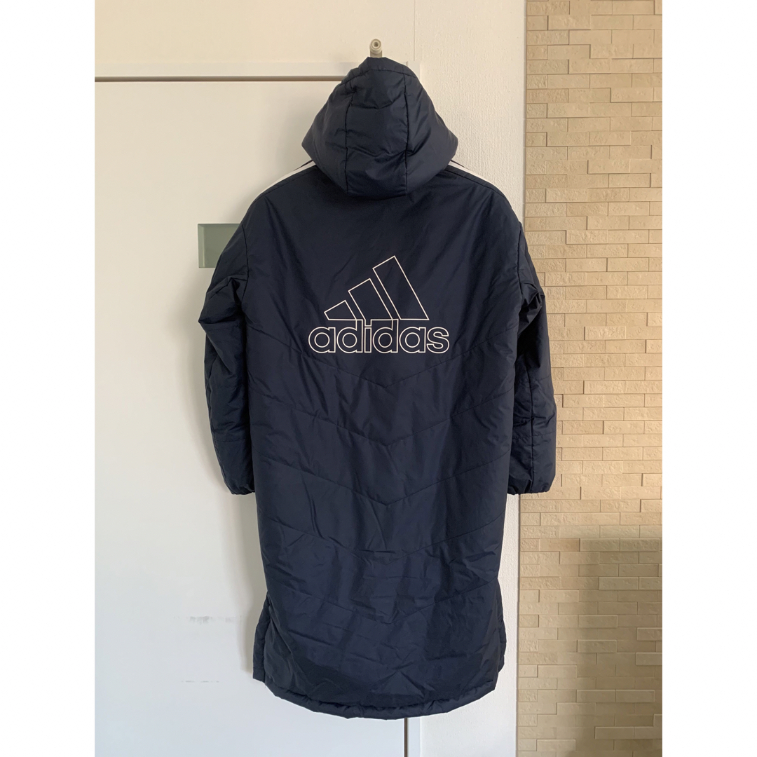 adidas(アディダス)のadidas キッズ　150 ベンチコート　美品　青　紺 キッズ/ベビー/マタニティのキッズ服男の子用(90cm~)(ジャケット/上着)の商品写真