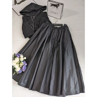 フォクシー(FOXEY)のFOXEY☆ブティックラインSkirt “Fancy Crystal“　Rene(ロングスカート)