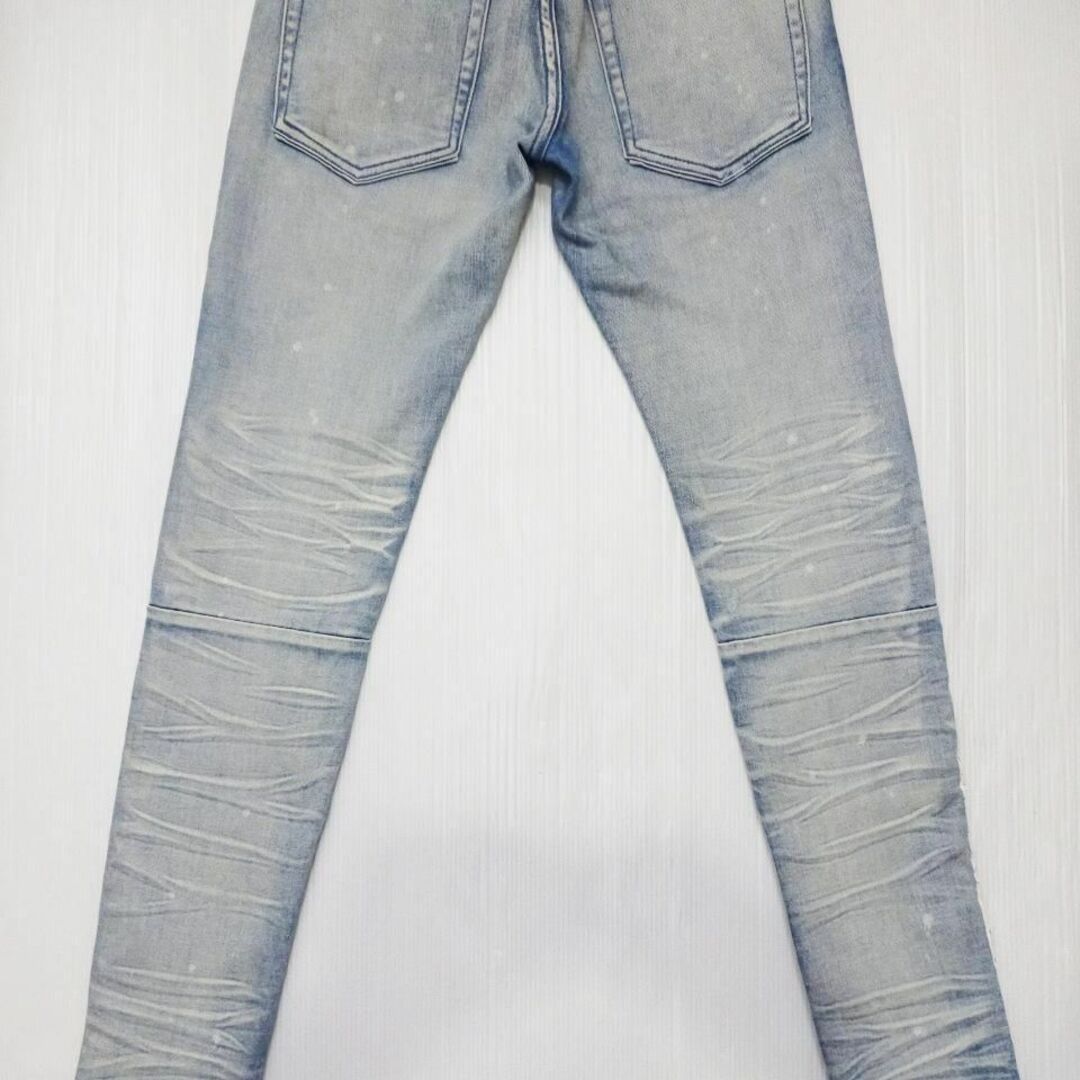 mnml(ミニマル)のmnml　サイドジップスキニーデニム　W74cm　ストレッチ　サイドライン　淡青 メンズのパンツ(デニム/ジーンズ)の商品写真